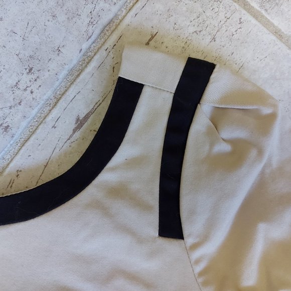 Beige and accent black Jacob dress - Picture 3 of 7